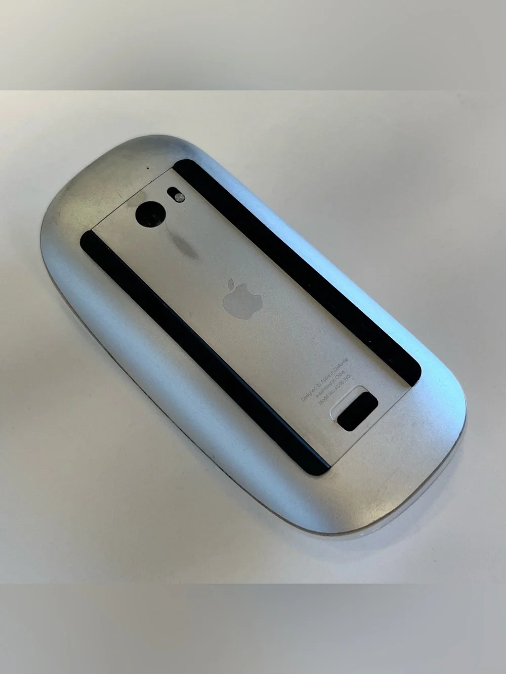 Apple Magic Mouse A1296 Genuine Bluetooth Wireless